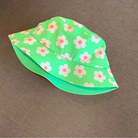 DONATED | NWT DISNEY PARKS | Flower Bucket Hat, Bambi ππΌ - Picture 4 of 5